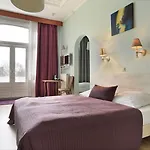 Corel Hotel